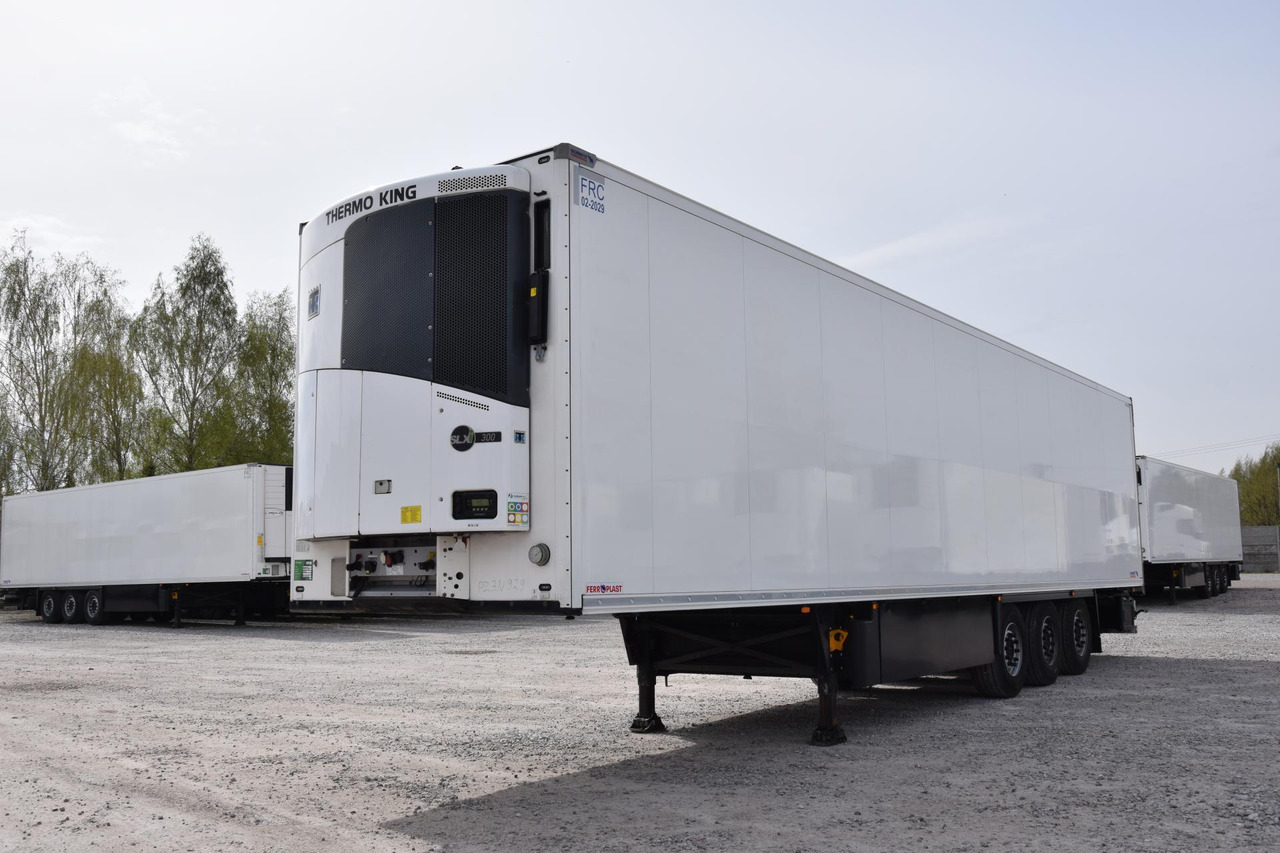 Schmitz Cargobull SKO FP 45 ThermoKing SLXi 300 - Полуприцеп-рефрижератор: фото 1 Schmitz Cargobull SKO FP 45 ThermoKing SLXi 300 - Полуприцеп-рефрижератор: фото 1