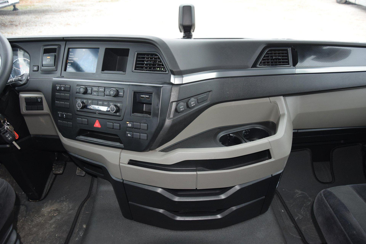 Тягач MAN TGX 18.470 GX: фото 11