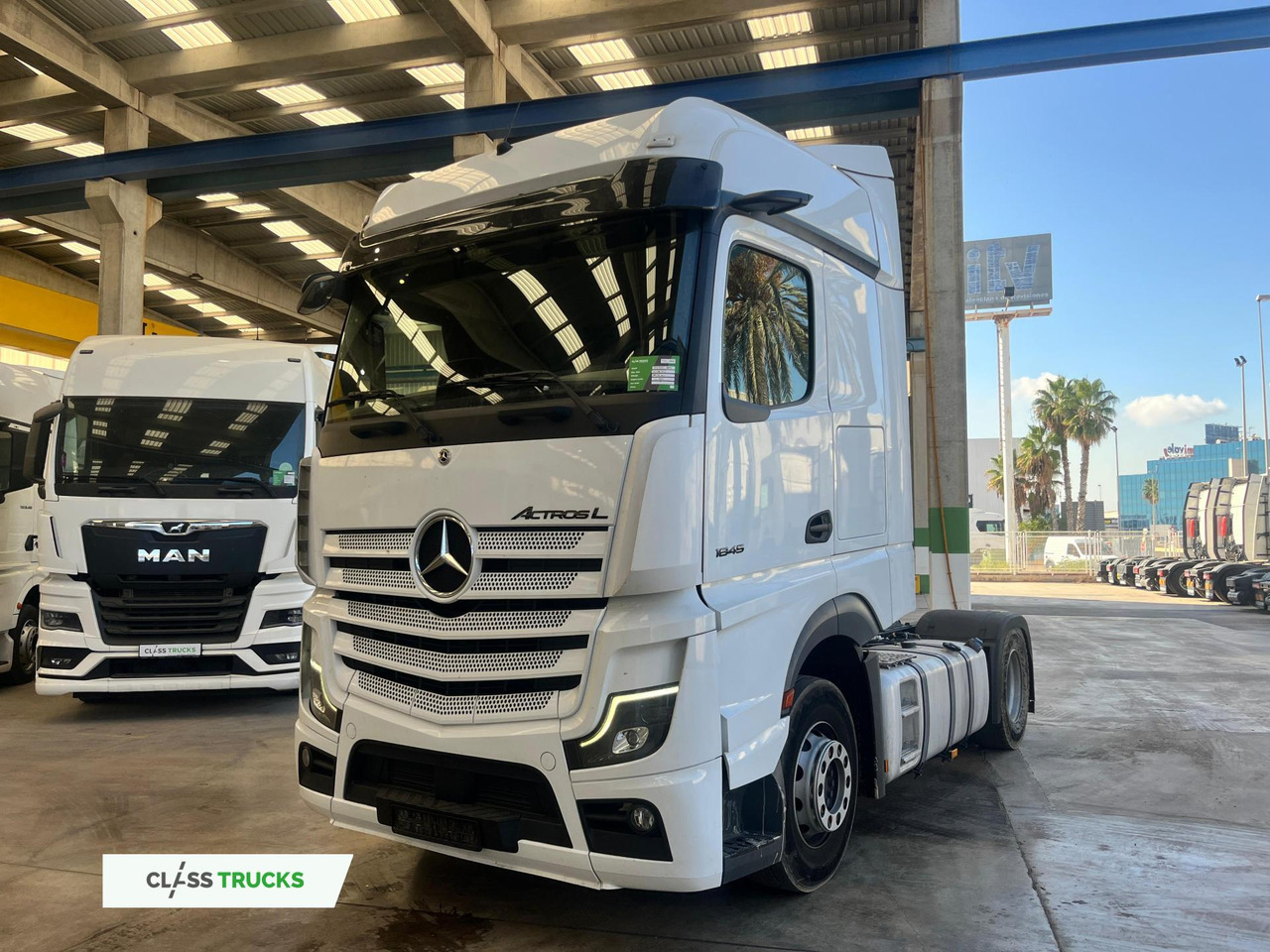 Mercedes-Benz Actros 5 1845 BigSpace Adaptive Cruise Control - Тягач: фото 1 Mercedes-Benz Actros 5 1845 BigSpace Adaptive Cruise Control - Тягач: фото 1