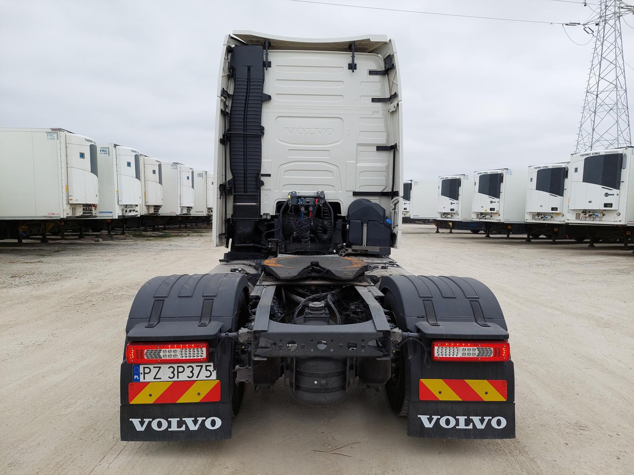 Volvo FH 460 Globetrotter XL i-Save - Тягач: фото 4 Volvo FH 460 Globetrotter XL i-Save - Тягач: фото 4