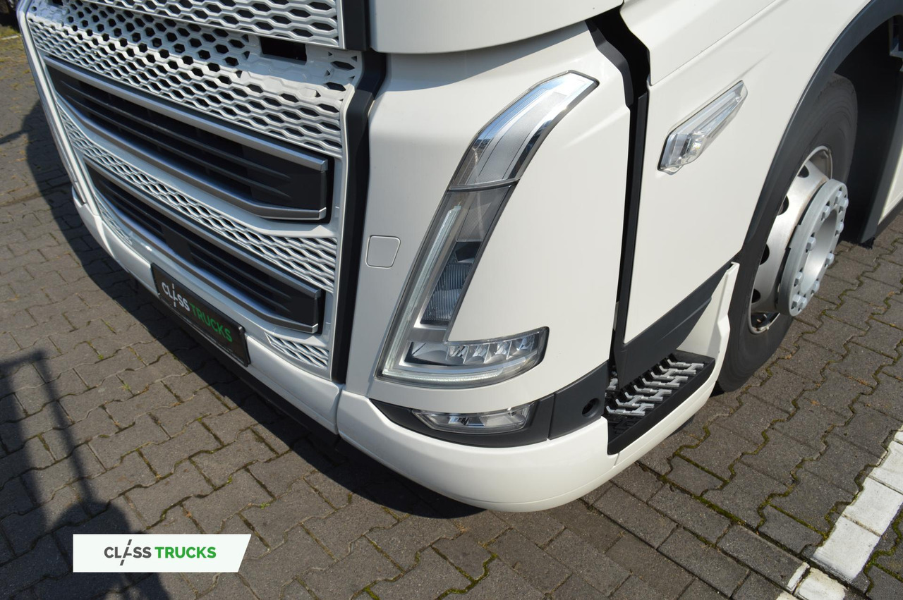 Тягач Volvo FH 460 Globetrotter XL i-Save Side Skirts: фото 7 Тягач Volvo FH 460 Globetrotter XL i-Save Side Skirts: фото 7