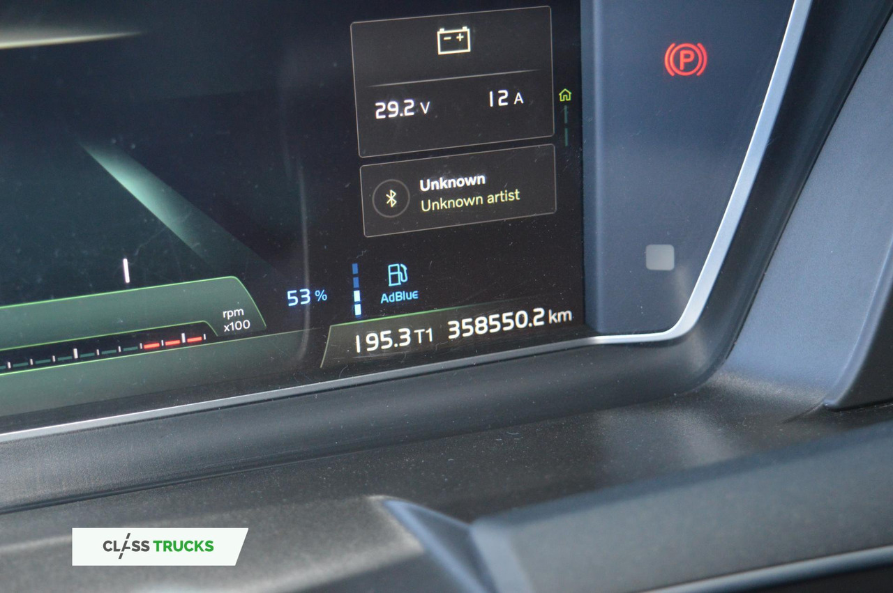 Тягач Volvo FH 460 Globetrotter XL i-Save Side Skirts: фото 12 Тягач Volvo FH 460 Globetrotter XL i-Save Side Skirts: фото 12