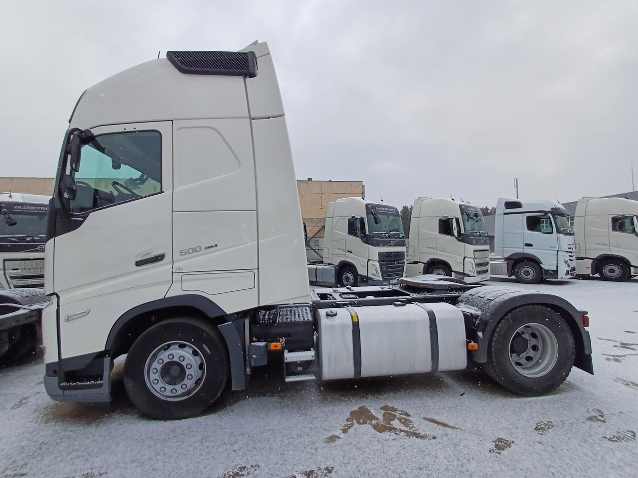 Volvo FH 500 Globetrotter XL - Тягач: фото 3 Volvo FH 500 Globetrotter XL - Тягач: фото 3