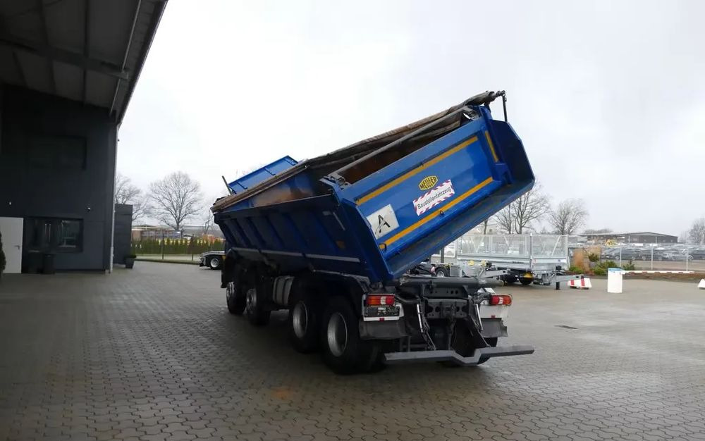 Mercedes-Benz 3243K / 8x4 – Trójstronny wywrotka Meiller / Bordmatik / Retarder / 67 tys. km!/ Euro 6/ 8x4 - Самосвал: фото 3 Mercedes-Benz 3243K / 8x4 – Trójstronny wywrotka Meiller / Bordmatik / Retarder / 67 tys. km!/ Euro 6/ 8x4 - Самосвал: фото 3