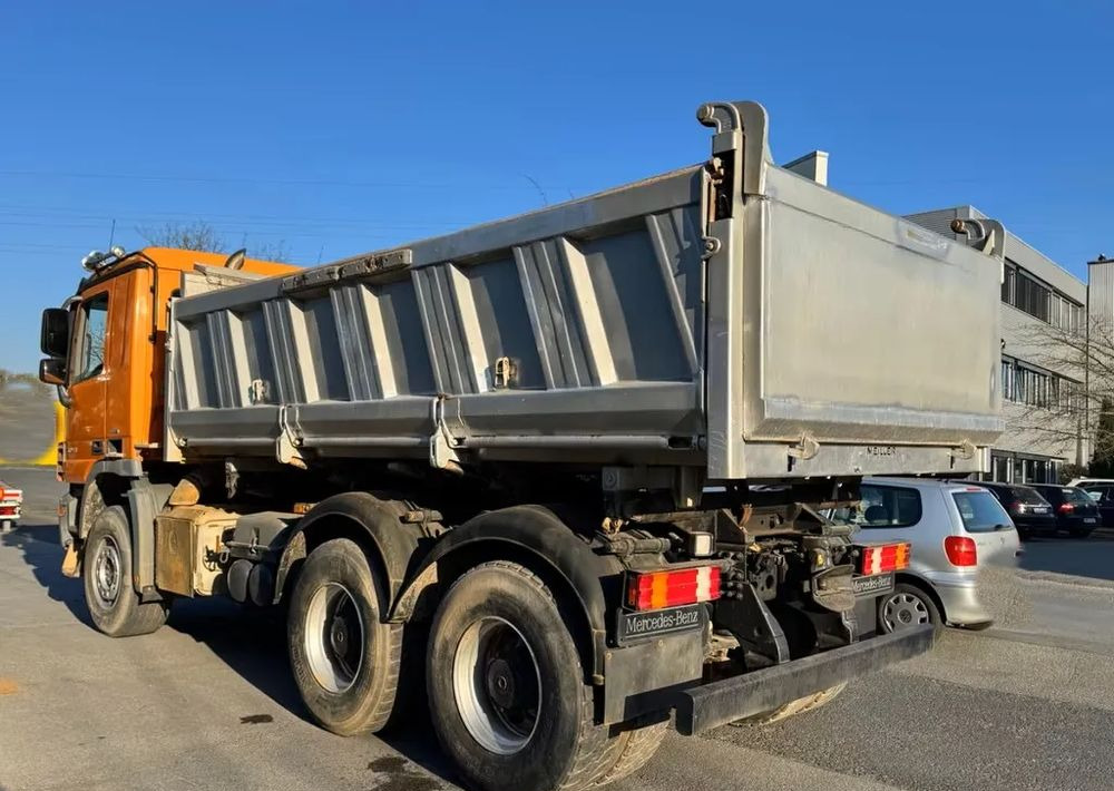 Mercedes-Benz Actros 3346 Kipper 6x4 | 3-stronny wywrot | 455 KM | Automat | Euro 4| Bordmatik|Retarder - Самосвал: фото 3 Mercedes-Benz Actros 3346 Kipper 6x4 | 3-stronny wywrot | 455 KM | Automat | Euro 4| Bordmatik|Retarder - Самосвал: фото 3