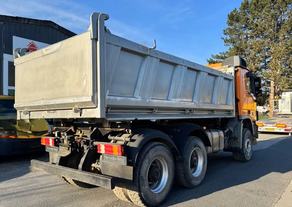 Mercedes-Benz Actros 3346 Kipper 6x4 | 3-stronny wywrot | 455 KM | Automat | Euro 4| Bordmatik|Retarder - Самосвал: фото 4 Mercedes-Benz Actros 3346 Kipper 6x4 | 3-stronny wywrot | 455 KM | Automat | Euro 4| Bordmatik|Retarder - Самосвал: фото 4
