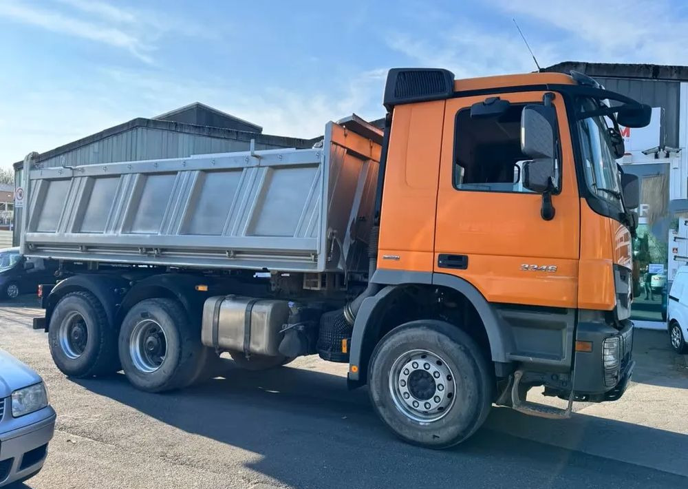 Mercedes-Benz Actros 3346 Kipper 6x4 | 3-stronny wywrot | 455 KM | Automat | Euro 4| Bordmatik|Retarder - Самосвал: фото 2 Mercedes-Benz Actros 3346 Kipper 6x4 | 3-stronny wywrot | 455 KM | Automat | Euro 4| Bordmatik|Retarder - Самосвал: фото 2