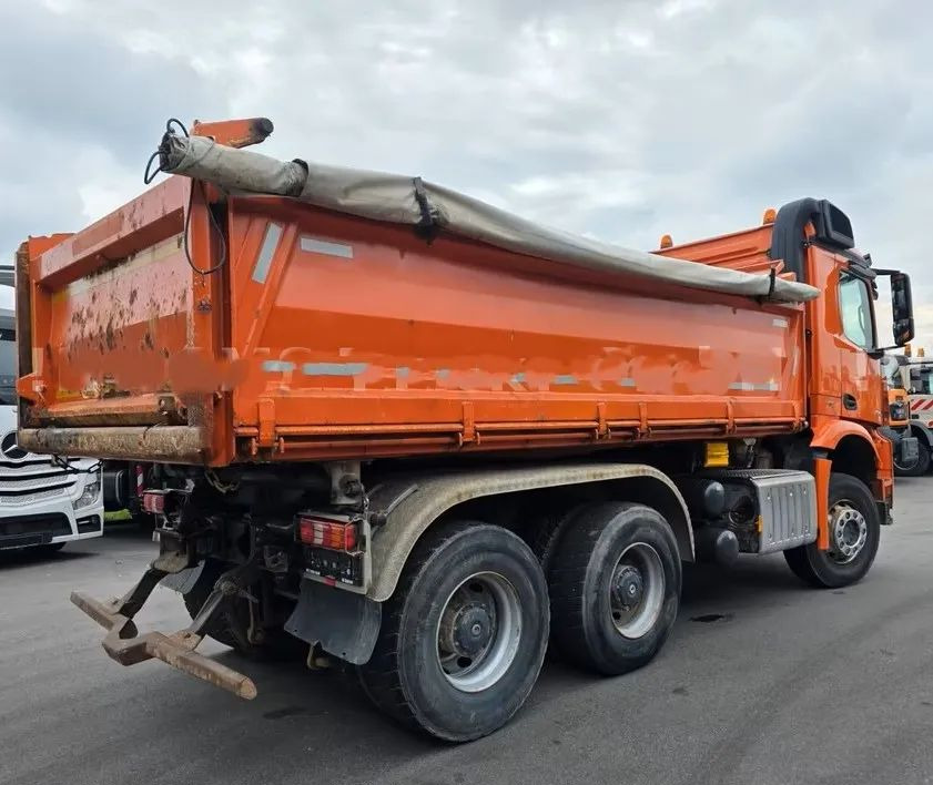 Mercedes-Benz Arocs 2645 6x4 – Wywrotka Meiller 3- stronny/ Manual / Retarder / BORDMATIK / Blatt/Blatt - Самосвал: фото 5 Mercedes-Benz Arocs 2645 6x4 – Wywrotka Meiller 3- stronny/ Manual / Retarder / BORDMATIK / Blatt/Blatt - Самосвал: фото 5