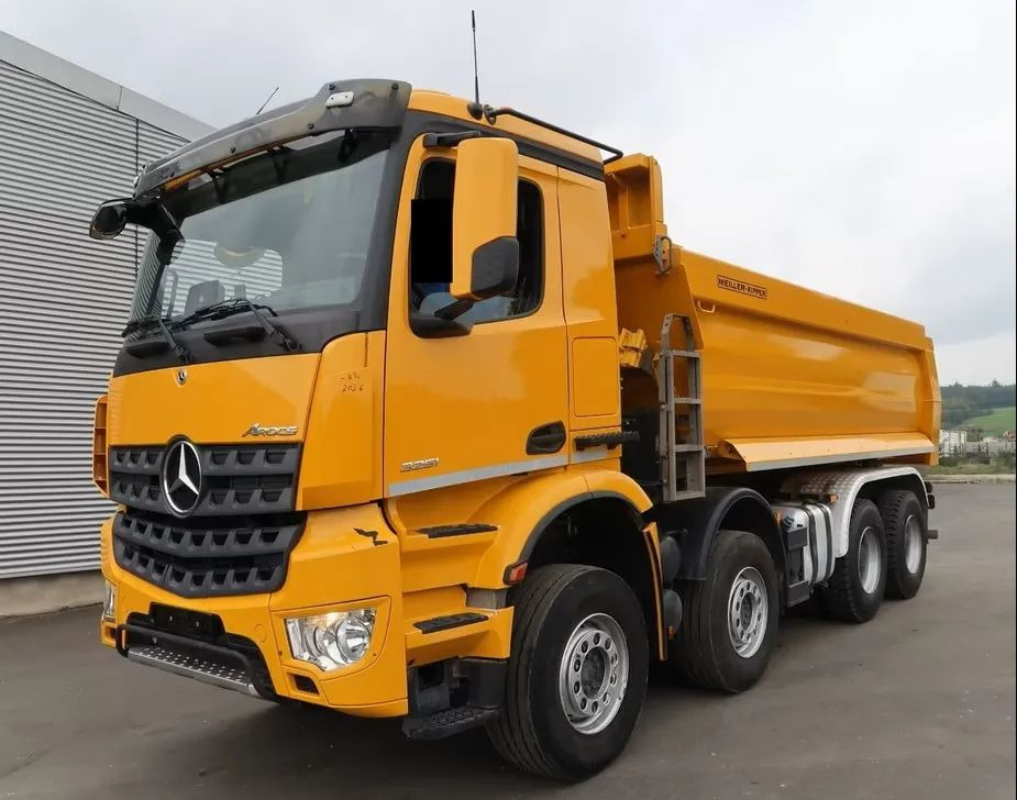 Mercedes-Benz Arocs 3251 / 8x4 / Wywrotka Meiller 3- stronna /  Euro 6d / Przebieg: 215 600 km - Самосвал: фото 1 Mercedes-Benz Arocs 3251 / 8x4 / Wywrotka Meiller 3- stronna /  Euro 6d / Przebieg: 215 600 km - Самосвал: фото 1