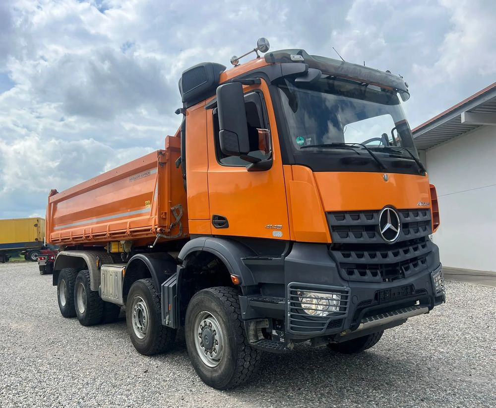 Mercedes-Benz Arocs 4145 | Wywrotka Meiller | 8x6 | Bordmatik | Allroad | Euro 6 | - Самосвал: фото 2 Mercedes-Benz Arocs 4145 | Wywrotka Meiller | 8x6 | Bordmatik | Allroad | Euro 6 | - Самосвал: фото 2
