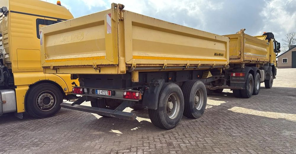 Miller Przyczepa Tandem R180 / Kiper Wywrotka x3 /Bordmatic-Manual/VIN:WMM000000C0056248/ 2013 - Самосвальный прицеп: фото 4 Miller Przyczepa Tandem R180 / Kiper Wywrotka x3 /Bordmatic-Manual/VIN:WMM000000C0056248/ 2013 - Самосвальный прицеп: фото 4