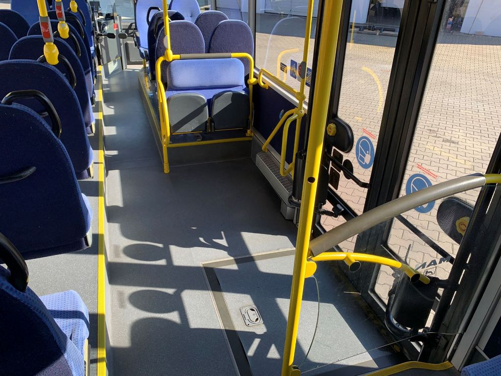 Фото интерьера 1: Городской автобус MAN A 20 / Lions City Ü Euro 5 / EEV / KLIMA MAN A 20 / Lions City Ü Euro 5 / EEV / KLIMA Фото интерьера 1: Городской автобус MAN A 20 / Lions City Ü Euro 5 / EEV / KLIMA MAN A 20 / Lions City Ü Euro 5 / EEV / KLIMA