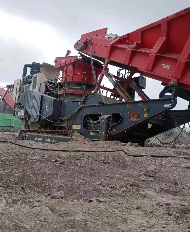 Sandvik QJ341,QH441,QA451 - Щековая дробилка: фото 2 Sandvik QJ341,QH441,QA451 - Щековая дробилка: фото 2