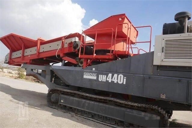 Sandvik UH440i Mobile Crushing Plant - Мобильная дробилка: фото 1 Sandvik UH440i Mobile Crushing Plant - Мобильная дробилка: фото 1
