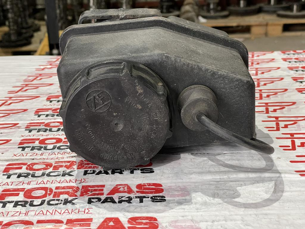 MAN HYDRAULIC OIL EXPANSION TANK - 81.47301.6062 - Расширительный бачок для Грузовиков: фото 2 MAN HYDRAULIC OIL EXPANSION TANK - 81.47301.6062 - Расширительный бачок для Грузовиков: фото 2