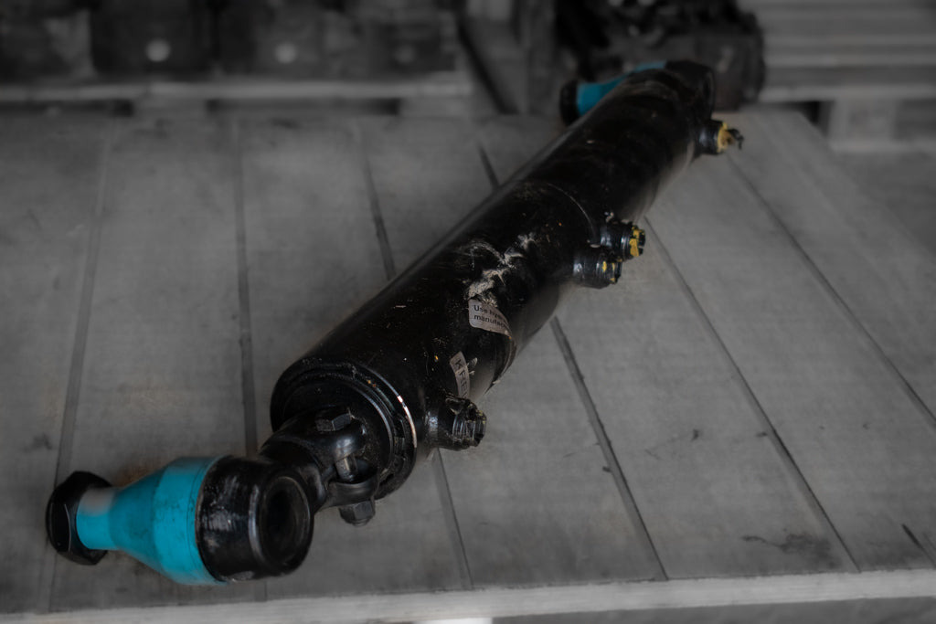 MERCEDES-BENZ ACTROS HYDRAULIC STEERING CYLINDER - Гидравлический цилиндр для Грузовиков: фото 2 MERCEDES-BENZ ACTROS HYDRAULIC STEERING CYLINDER - Гидравлический цилиндр для Грузовиков: фото 2