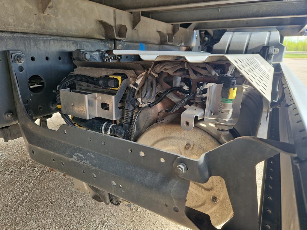 Тентованный грузовик MERCEDES-BENZ ATEGO 1218: фото 8