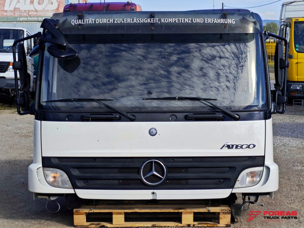 MERCEDES-BENZ ATEGO 2 818 - Кабина для Грузовиков: фото 2 MERCEDES-BENZ ATEGO 2 818 - Кабина для Грузовиков: фото 2