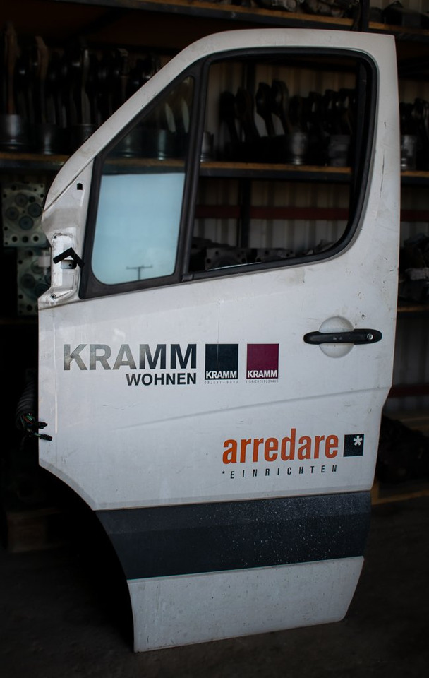 MERCEDES-BENZ SPRINTER 906 - DRIVER - Дверь и запчасти для Грузовиков: фото 1 MERCEDES-BENZ SPRINTER 906 - DRIVER - Дверь и запчасти для Грузовиков: фото 1