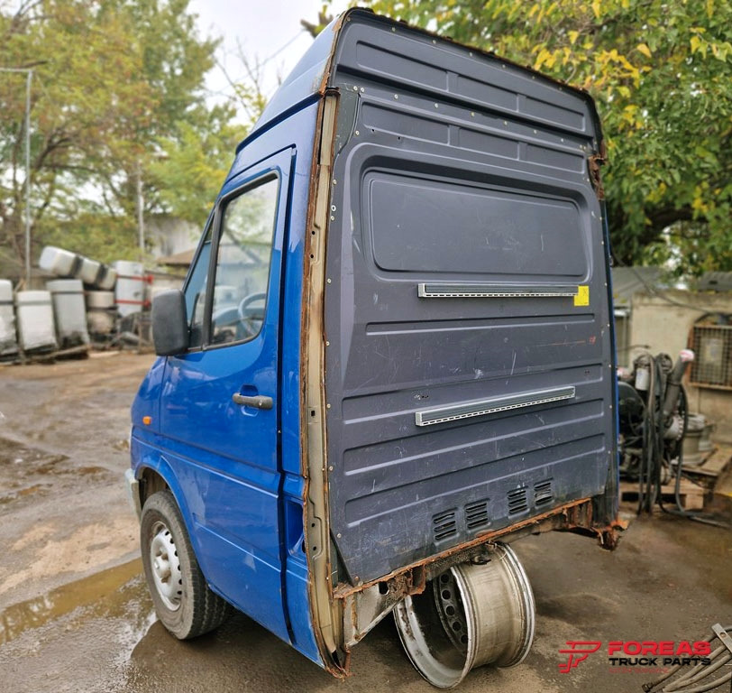 Кабина для Коммерческих автомобилей MERCEDES SPRINTER OM601: фото 6 Кабина для Коммерческих автомобилей MERCEDES SPRINTER OM601: фото 6