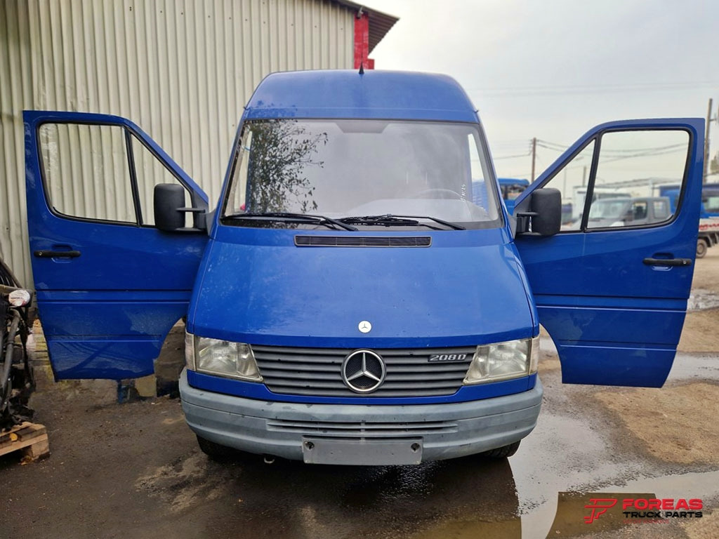 Кабина для Коммерческих автомобилей MERCEDES SPRINTER OM601: фото 7 Кабина для Коммерческих автомобилей MERCEDES SPRINTER OM601: фото 7