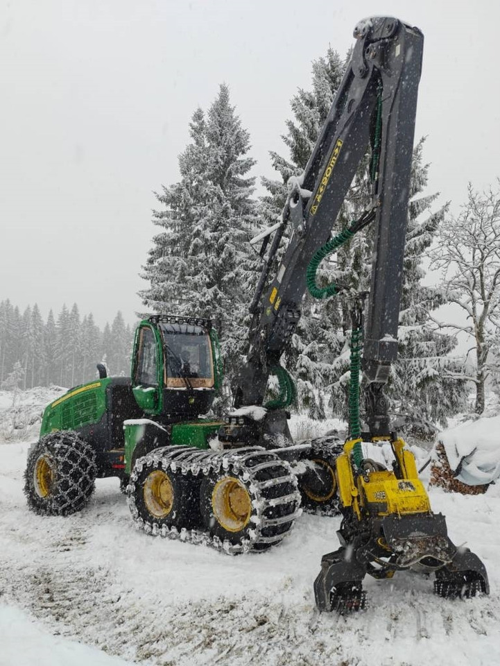 Харвестер John Deere 1270 G: фото 7 Харвестер John Deere 1270 G: фото 7