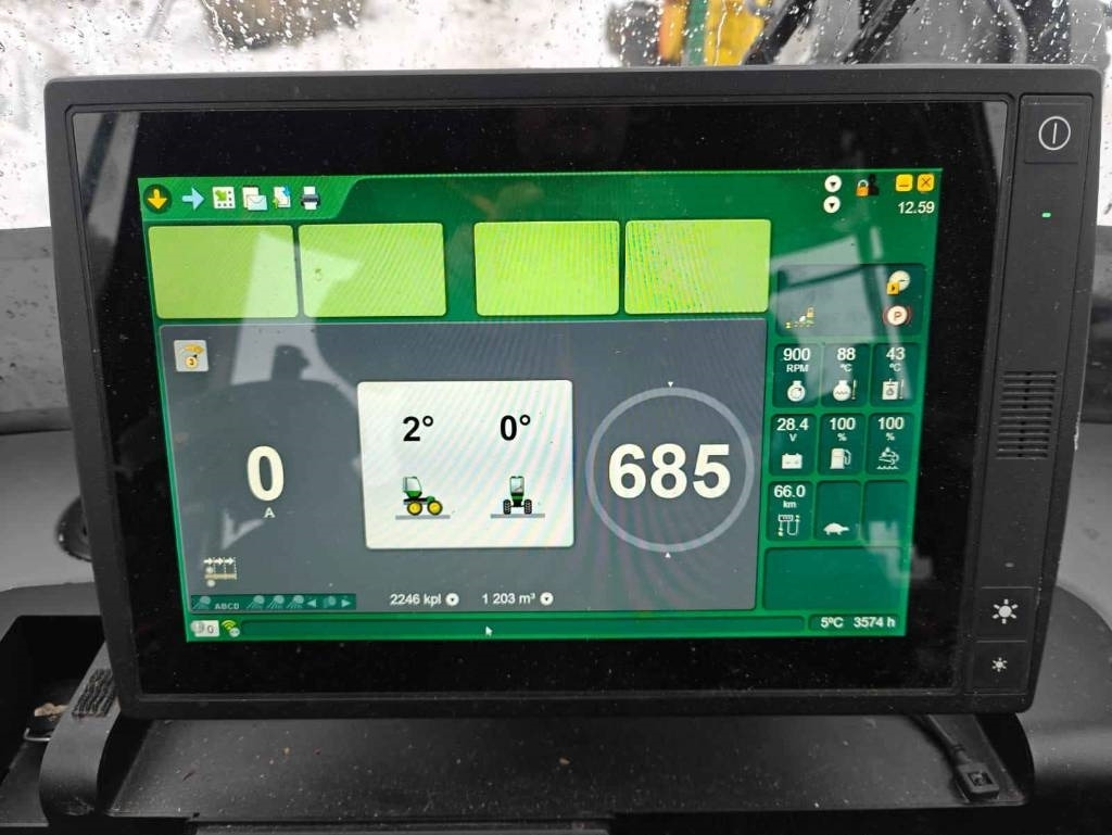 Харвестер John Deere 1270 G: фото 22 Харвестер John Deere 1270 G: фото 22