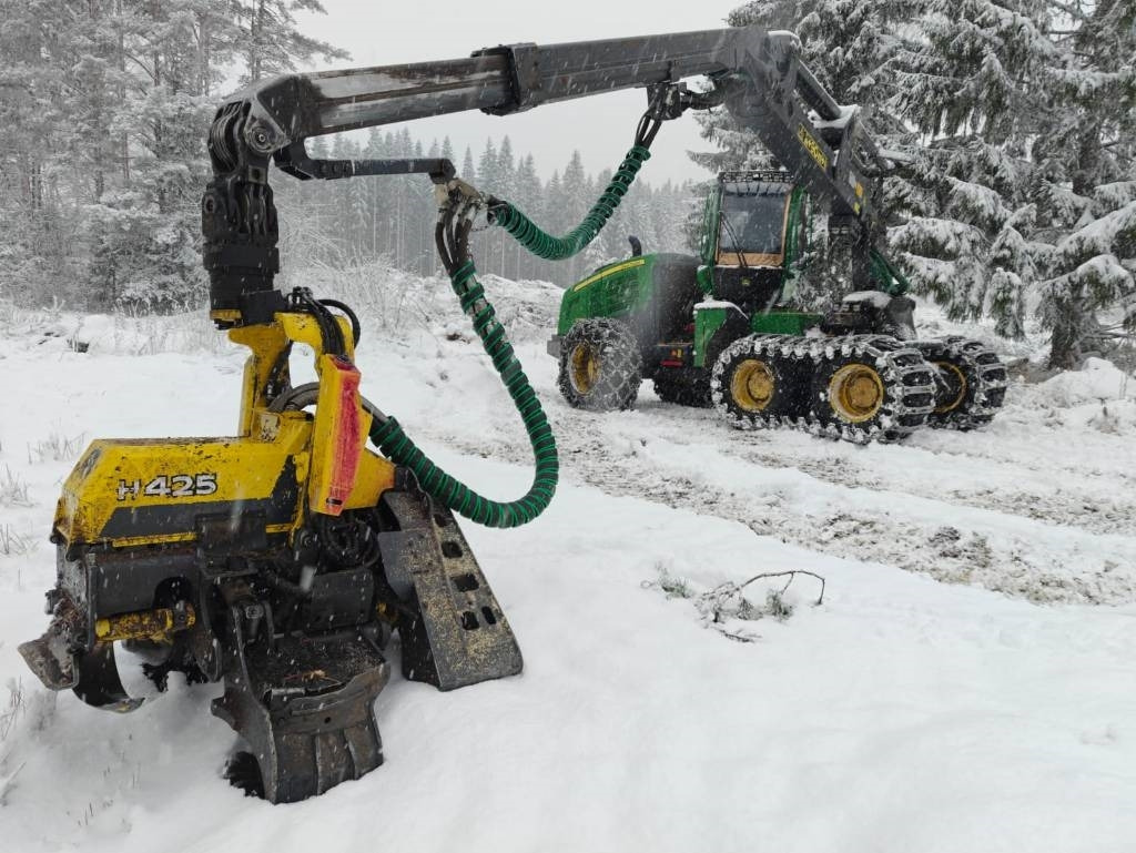 Харвестер John Deere 1270 G: фото 10 Харвестер John Deere 1270 G: фото 10