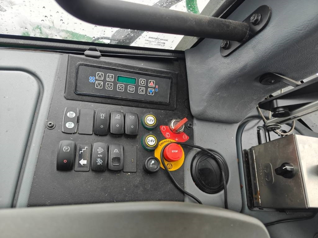 Харвестер John Deere 1270 G: фото 21 Харвестер John Deere 1270 G: фото 21