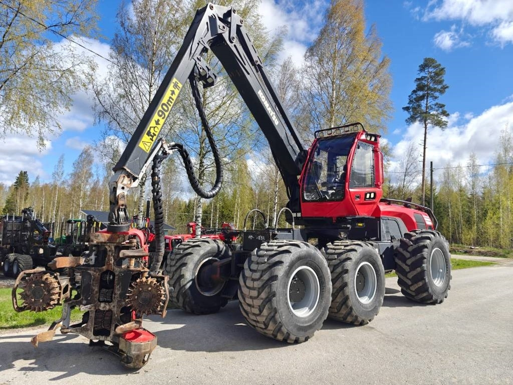 Komatsu 951 - Харвестер: фото 1 Komatsu 951 - Харвестер: фото 1