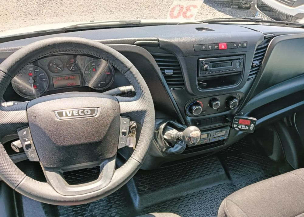 Iveco 35C13, 35C12, 35C14, 35C15 - Фургон-рефрижератор: фото 5 Iveco 35C13, 35C12, 35C14, 35C15 - Фургон-рефрижератор: фото 5