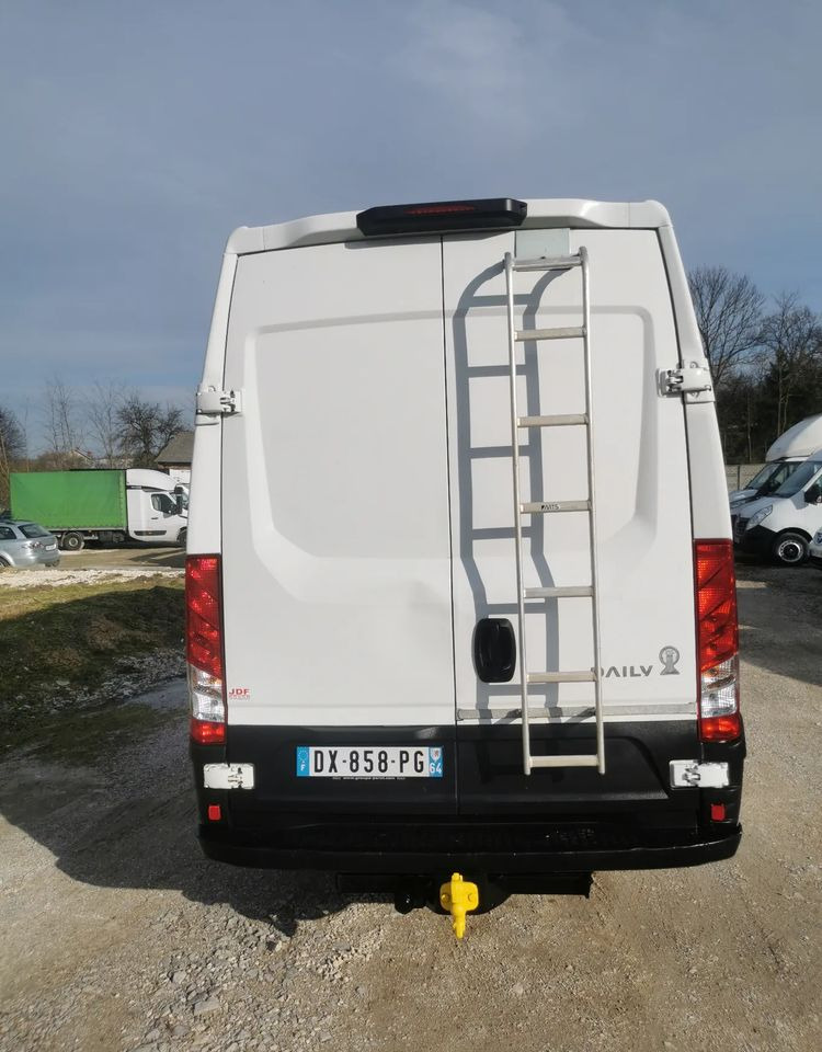 Iveco 35C13 Daily L3H2 bliźniak Klima 2.3-130KM 6-biegów Hak podwójne koła 35-130 L4H2 - Цельнометаллический фургон: фото 4 Iveco 35C13 Daily L3H2 bliźniak Klima 2.3-130KM 6-biegów Hak podwójne koła 35-130 L4H2 - Цельнометаллический фургон: фото 4