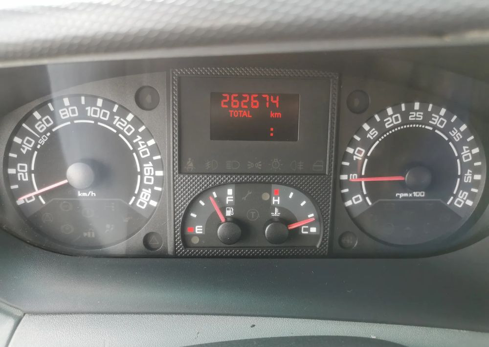 Малотоннажный самосвал Iveco Daily 35C12 Brygadówka wywrotka Dubel hak kiper doka 35C13: фото 11