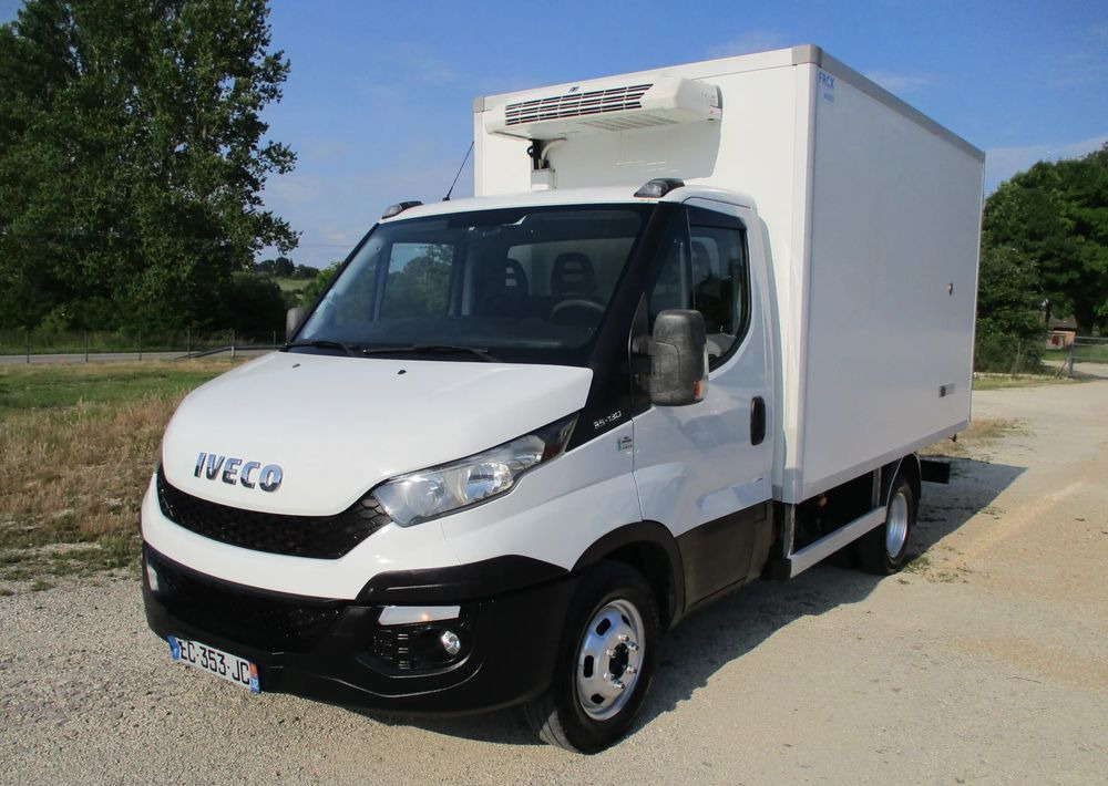 Iveco Daily 35C13 chłodnia Mroźnia na bliźniaku 35-130 Thermo King agregat - Фургон-рефрижератор: фото 2 Iveco Daily 35C13 chłodnia Mroźnia na bliźniaku 35-130 Thermo King agregat - Фургон-рефрижератор: фото 2