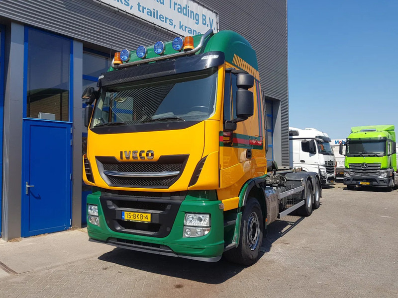 Iveco Stralis AS260Y Haakarm 217.000 KM - Крюковой мультилифт: фото 2 Iveco Stralis AS260Y Haakarm 217.000 KM - Крюковой мультилифт: фото 2