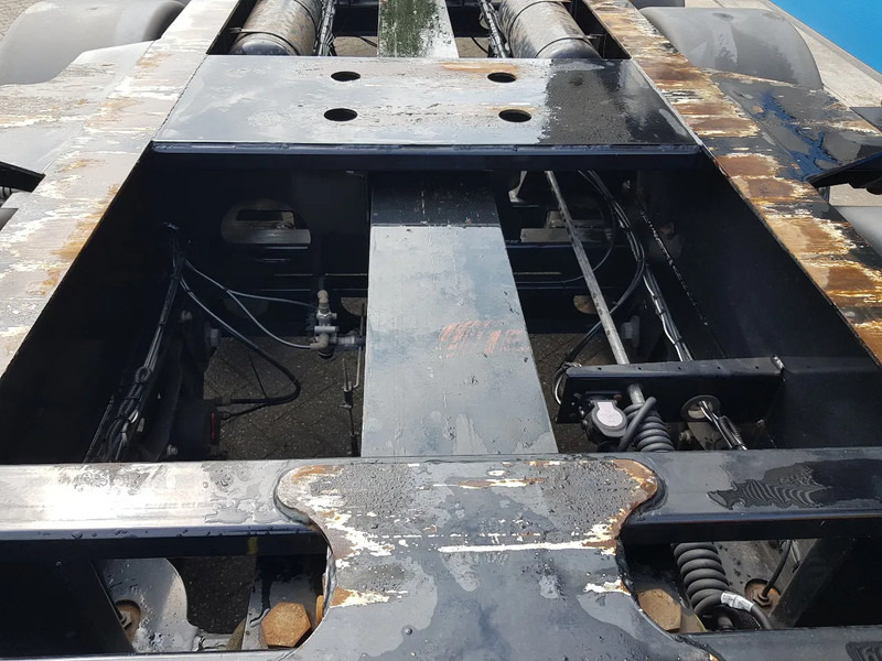 Полуприцеп-контейнеровоз/ Сменный кузов Renders 3DFCST multi chassis SAF Schijfremmen: фото 19 Полуприцеп-контейнеровоз/ Сменный кузов Renders 3DFCST multi chassis SAF Schijfremmen: фото 19