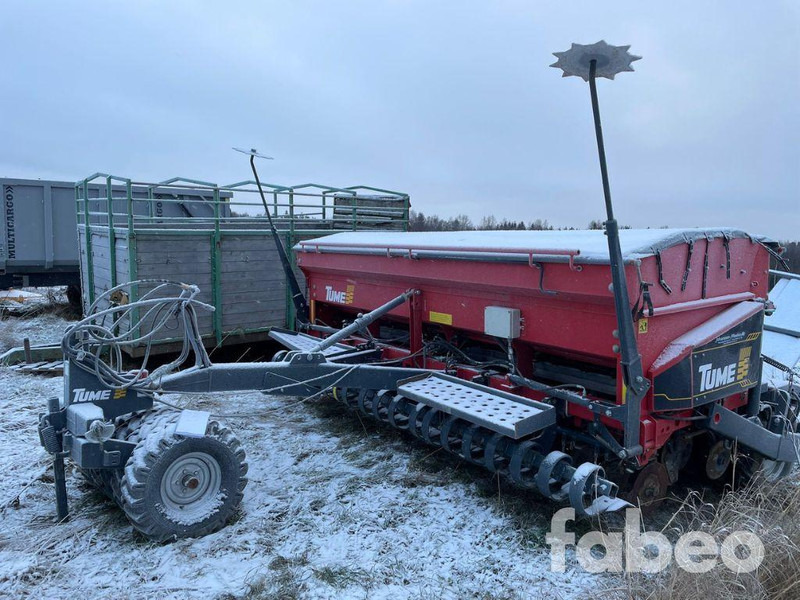 Tume HKL 4000 JC Star (113105) - Посевной комплекс: фото 1 Tume HKL 4000 JC Star (113105) - Посевной комплекс: фото 1