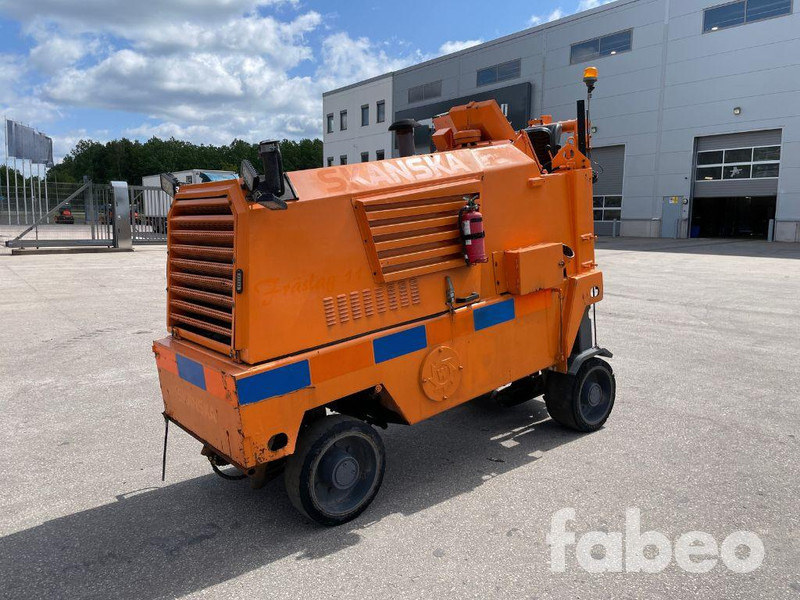 Wirtgen W500 - Асфальтоукладочная техника: фото 1 Wirtgen W500 - Асфальтоукладочная техника: фото 1