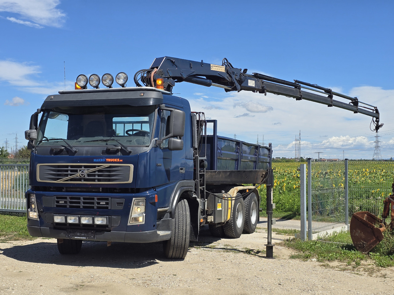 VOLVO FM 420 6X4 / KIPPER / CRANE HMF 1823 K4 - Самосвал, Автоманипулятор: фото 3 VOLVO FM 420 6X4 / KIPPER / CRANE HMF 1823 K4 - Самосвал, Автоманипулятор: фото 3