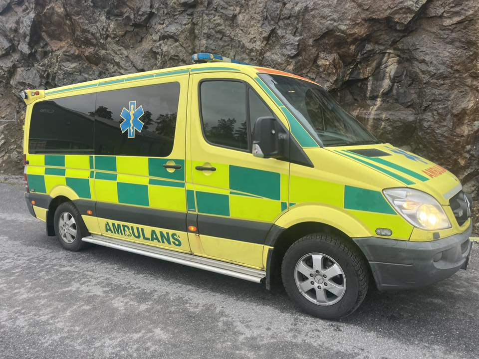 MERCEDES-BENZ Sprinter 316 NGT - AMBULANCE / швидка допомога / shvydka dopomoha - Машина скорой помощи: фото 4 MERCEDES-BENZ Sprinter 316 NGT - AMBULANCE / швидка допомога / shvydka dopomoha - Машина скорой помощи: фото 4