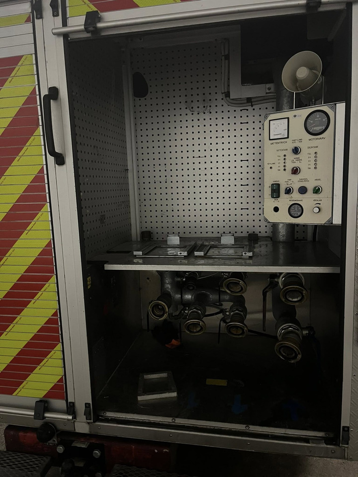 SCANIA P94GB 4x2 NZ310 - Fire engine - Пожарная машина: фото 5 SCANIA P94GB 4x2 NZ310 - Fire engine - Пожарная машина: фото 5