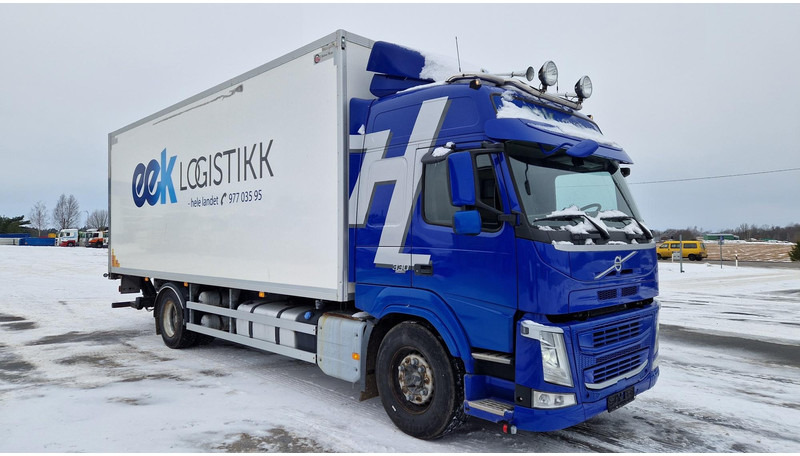 Volvo FM330 4X2 - Грузовик с закрытым кузовом: фото 2 Volvo FM330 4X2 - Грузовик с закрытым кузовом: фото 2