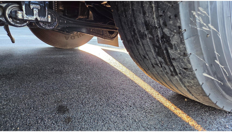 Крюковой мультилифт Volvo FM410 6X2*4: фото 18