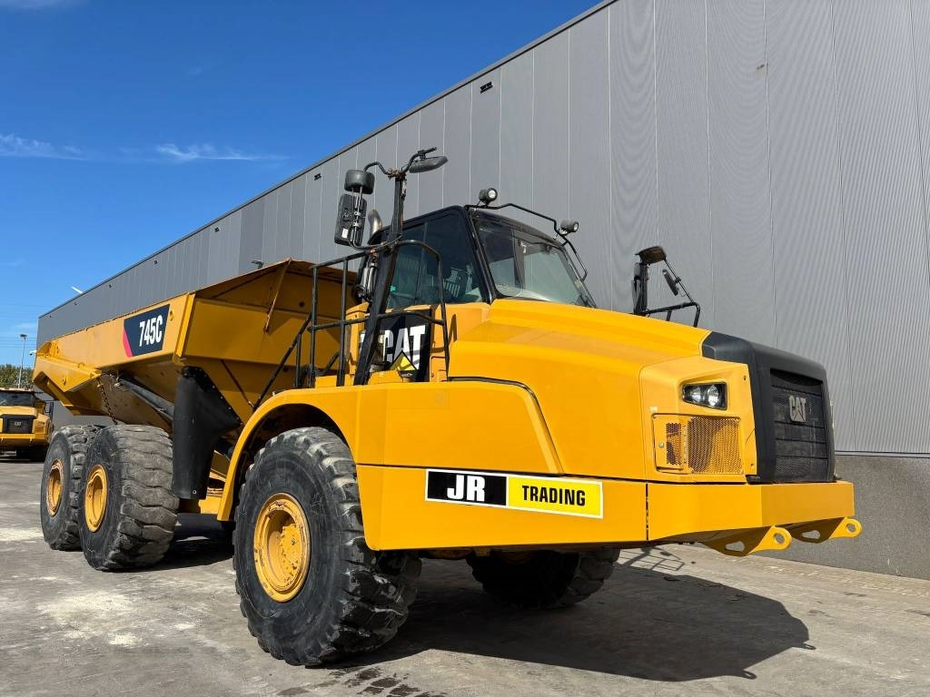 Сочленённый самосвал CAT 745 C: фото 13 Сочленённый самосвал CAT 745 C: фото 13