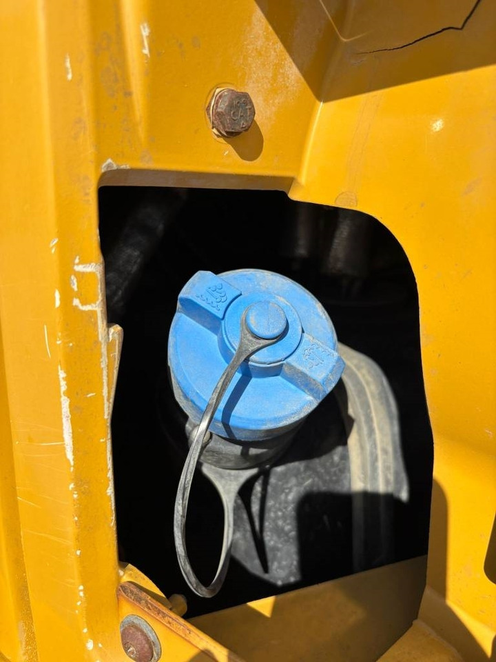 Сочленённый самосвал CAT 745 C: фото 28 Сочленённый самосвал CAT 745 C: фото 28