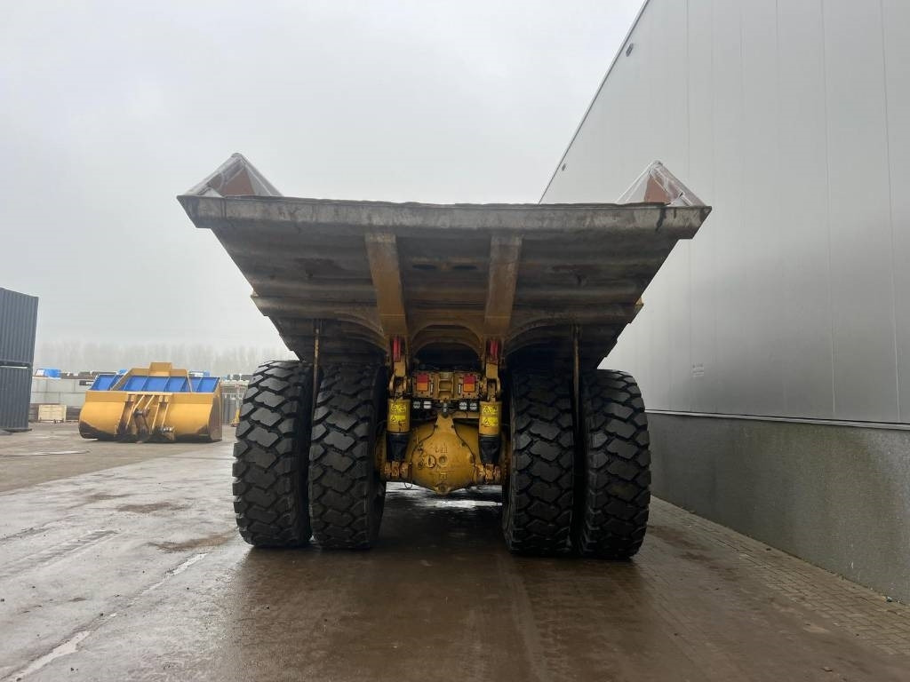 CAT 775 G - Карьерный самосвал: фото 4 CAT 775 G - Карьерный самосвал: фото 4