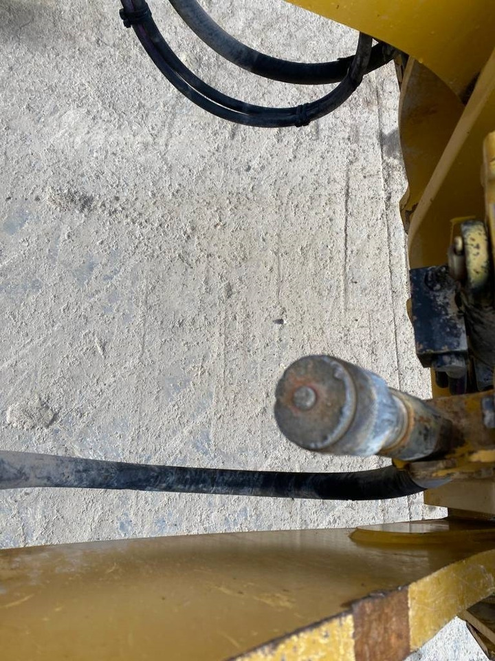 Колёсный погрузчик CAT 938 M (Bucket + Forks): фото 20