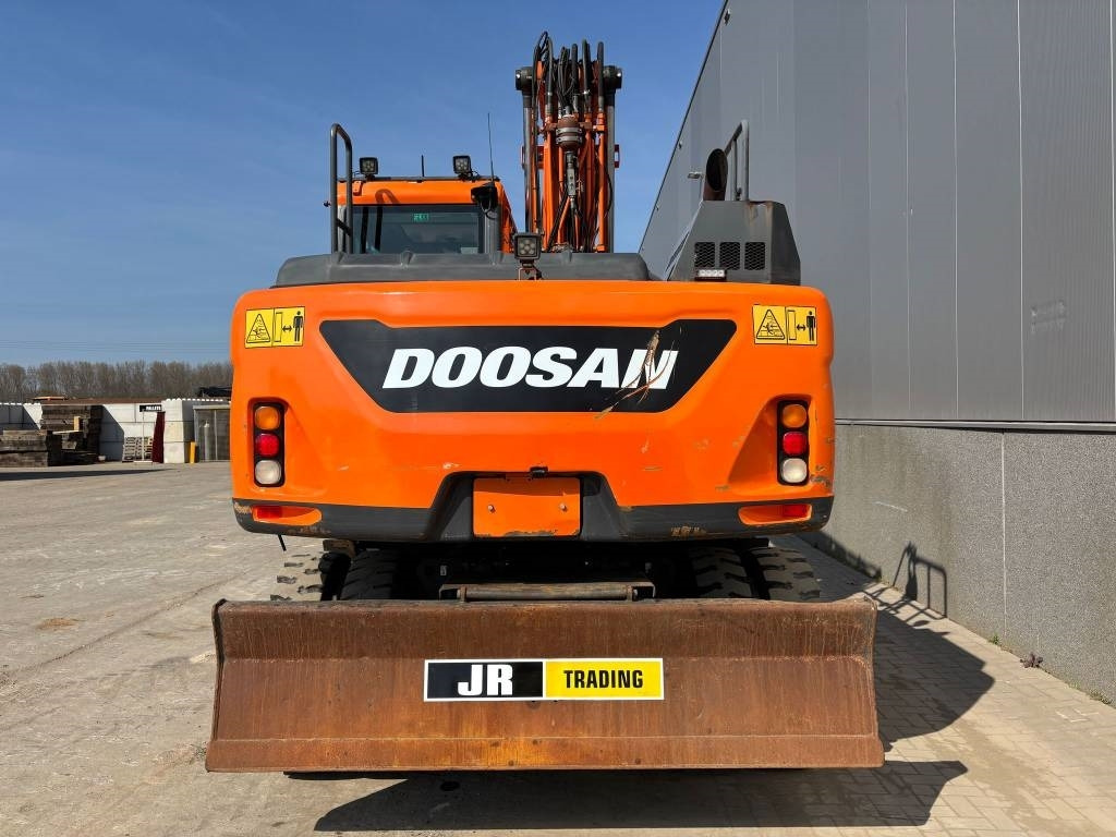 Doosan DX 140 W-5 (R5 Rototilt) - Колёсный экскаватор: фото 4 Doosan DX 140 W-5 (R5 Rototilt) - Колёсный экскаватор: фото 4