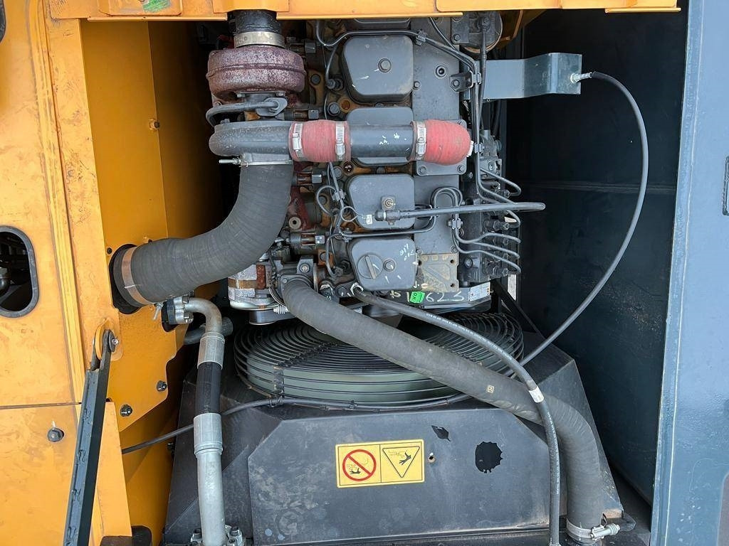 Новый Гусеничный экскаватор Hyundai R 210 (New / Non CE Certified): фото 23