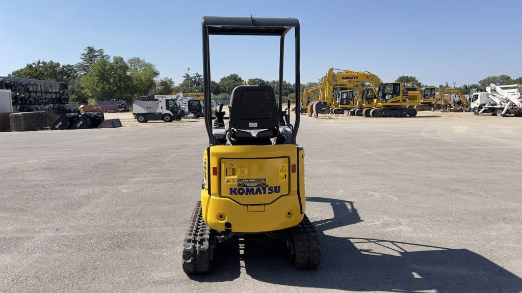 Komatsu PC16 R-3 HS - Мини-экскаватор: фото 4 Komatsu PC16 R-3 HS - Мини-экскаватор: фото 4